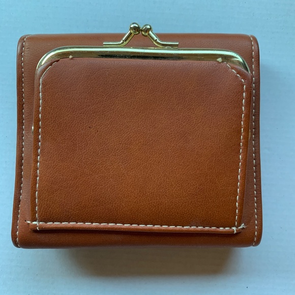 Vintage Leather Roger Gimbel Wallet With Mirror and Memo Pad - Picture 3 of 12